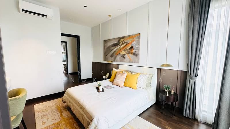 Bungalow for Sale in Bandar Seri Putra (Bangi) - Tengku June Tengku Mamat - Bedroom - PropertyGuru.com.my