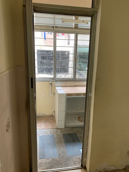 Apartment for Sale at Vista Seri Alam - Sam Kuan - Balcony - PropertyGuru.com.my