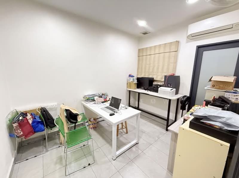 Rumah Teres untuk Dijual di Kota Kemuning (Shah Alam) - Shawn Seow - Study - PropertyGuru.com.my