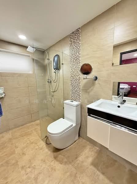 Rumah Teres untuk Dijual di Kota Kemuning (Shah Alam) - Shawn Seow - Bathroom - PropertyGuru.com.my