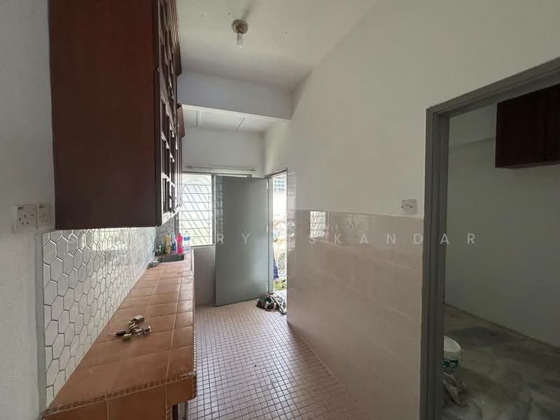 Taman Sri Gombak untuk Untuk Disewa - RM 1,550 /bulan, Mac 2026 - Kitchen - PropertyGuru.com.my
