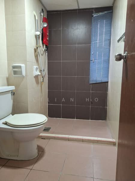 Amadesa Resort Condominium untuk Untuk Disewa - RM 1,500 /bulan, Mac 2026 - Bathroom - PropertyGuru.com.my
