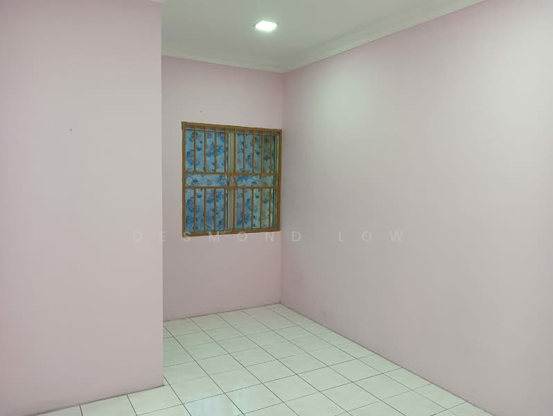 Double Storey Terrace House Taman Sinaran Seri Kembangan Selangor untuk Untuk Disewa - RM 1,600 /bulan, Mac 2026 - Interior - PropertyGuru.com.my