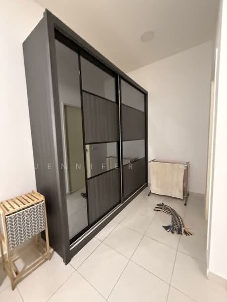 Untuk Disewa - Charisma, Setia Alam