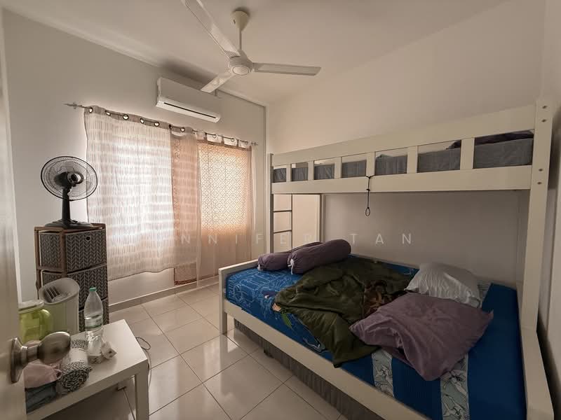 Untuk Disewa - Charisma, Setia Alam