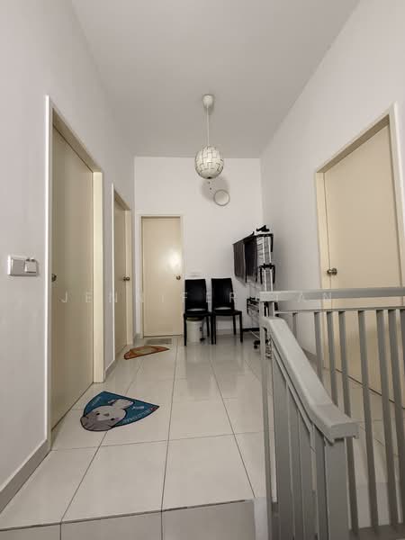 Untuk Disewa - Charisma, Setia Alam