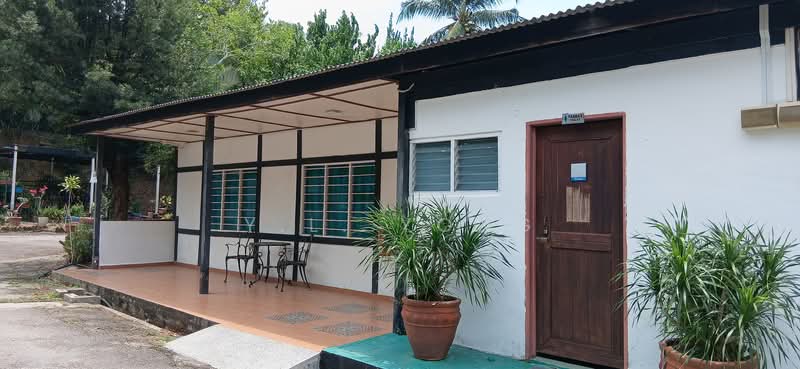 Hotel / Resort for Rent in Durian Tunggal (Melaka) - Y.L. Yong - Exterior - PropertyGuru.com.my