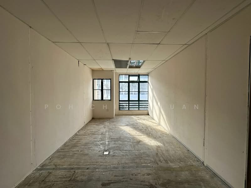 Shop / Office for Sale in Usj 9 (Subang Jaya) - Poh Chin Chuan - Interior - PropertyGuru.com.my