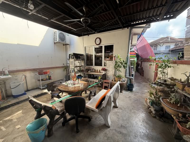 2-storey Terraced House for Sale in Johor Bahru (Johor) - Ym Wong - Exterior - PropertyGuru.com.my