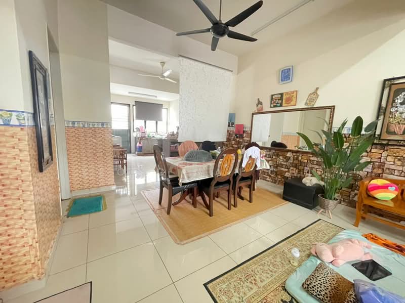 Anggun 3 @ Rawang New Town Centre untuk Untuk Dijual - RM 675,000, Mac 2026 - Dining Room - PropertyGuru.com.my