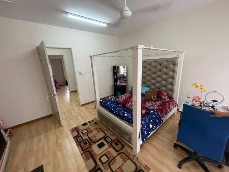 Anggun 3 @ Rawang New Town Centre untuk Untuk Dijual - RM 675,000, Mac 2026 - Bedroom - PropertyGuru.com.my