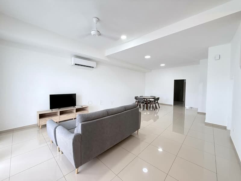 Rumah Teres 2 Tingkat untuk Disewa di Iskandar Puteri (Nusajaya) (Johor) - Poey Loh - Living Room - PropertyGuru.com.my