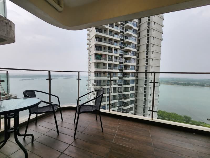 Royal Strand @ Country Garden Danga Bay untuk Untuk Disewa - RM 2,800 /bulan, Apr 2026 - Balcony - PropertyGuru.com.my