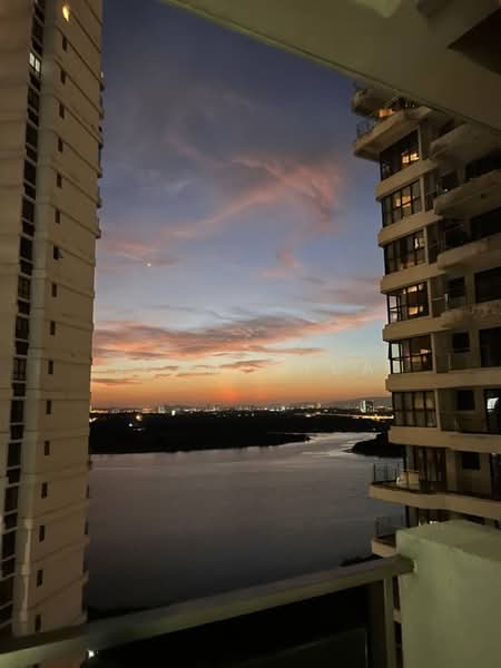 Royal Strand @ Country Garden Danga Bay untuk Untuk Disewa - RM 2,800 /bulan, Apr 2026 - Balcony - PropertyGuru.com.my