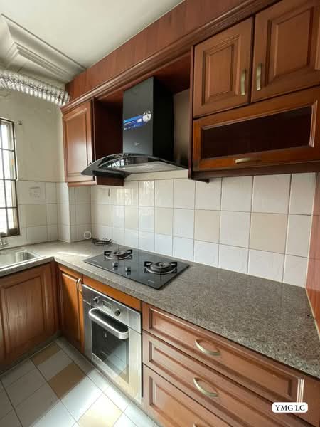 2-storey Terraced House for Sale in Setia Alam (Selangor) - Louis Chan - Kitchen - PropertyGuru.com.my