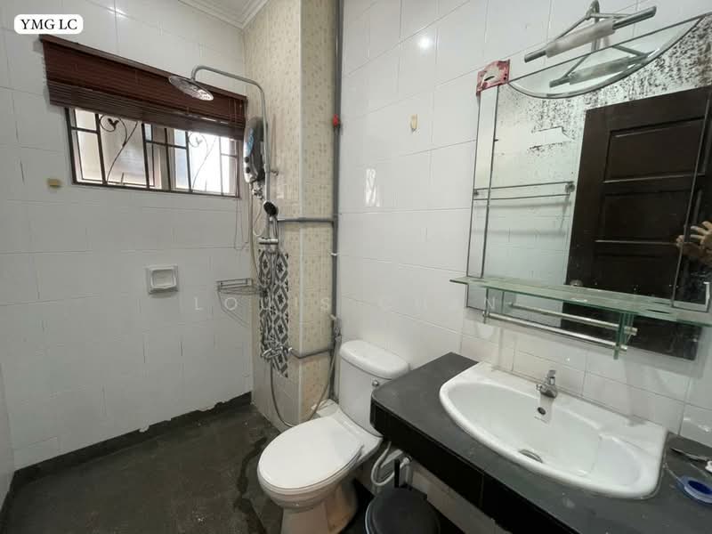 2-storey Terraced House for Sale in Setia Alam (Selangor) - Louis Chan - Bathroom - PropertyGuru.com.my