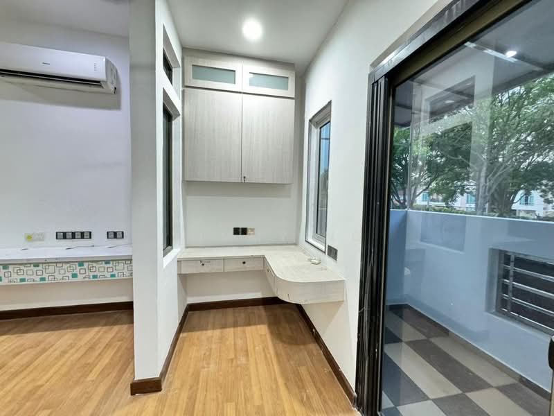 Taman Desa Tebrau untuk Untuk Disewa - RM 5,000 /bulan, Mac 2026 - PropertyGuru.com.my