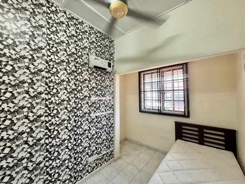 2-storey Terraced House for Sale in Wangsa Melawati (Wangsa Maju) - Shaziery Iskandar - Bedroom - PropertyGuru.com.my