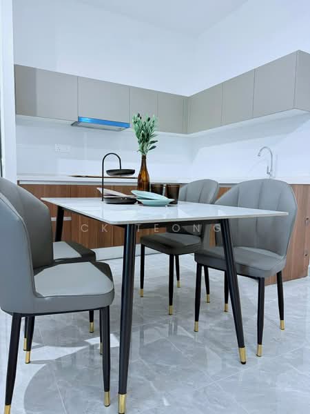 Altris Residences @ The Quartz WM untuk Untuk Disewa - RM 2,500 /bulan, Mac 2026 - Kitchen - PropertyGuru.com.my