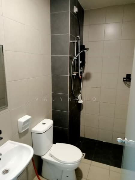Service Residence for Rent at SkyLake Residence - Valyn Ho - Bathroom - PropertyGuru.com.my