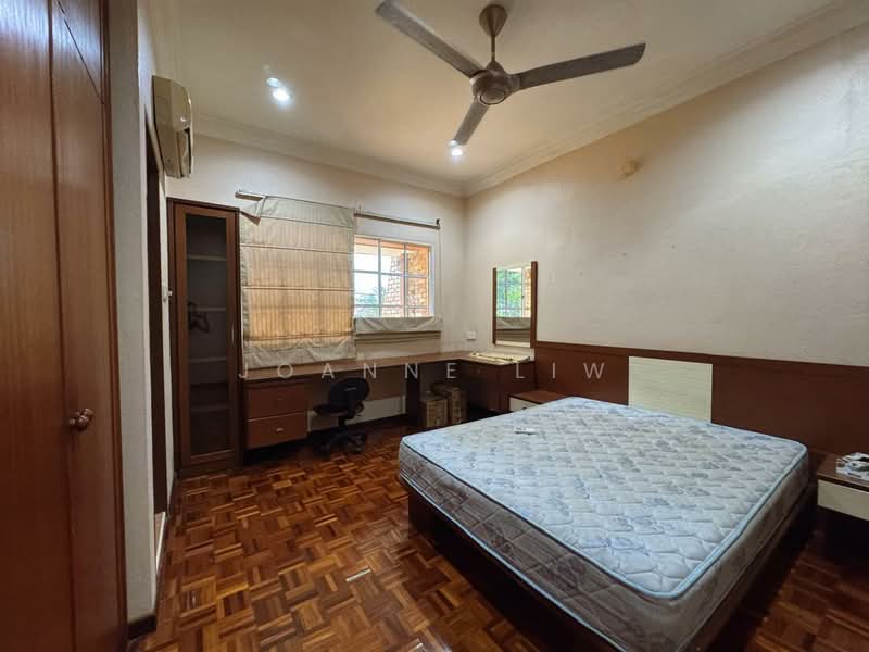 Minden Heights Double Storey Terrace ( Big Garden ) Facing North untuk Untuk Dijual - RM 1,750,000, Mac 2026 - Bedroom - PropertyGuru.com.my