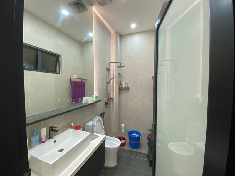 Rumah Teres 3 Tingkat untuk Dijual di Selayang (Selangor) - Edmond Loke - Bathroom - PropertyGuru.com.my