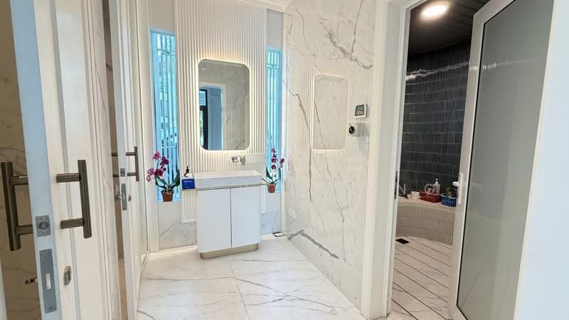 Bungalow House for Sale in Kota Kemuning (Shah Alam) - Anjoe Tang - Bathroom - PropertyGuru.com.my