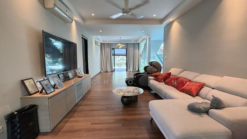 Bungalow House for Sale in Kota Kemuning (Shah Alam) - Anjoe Tang - Living Room - PropertyGuru.com.my