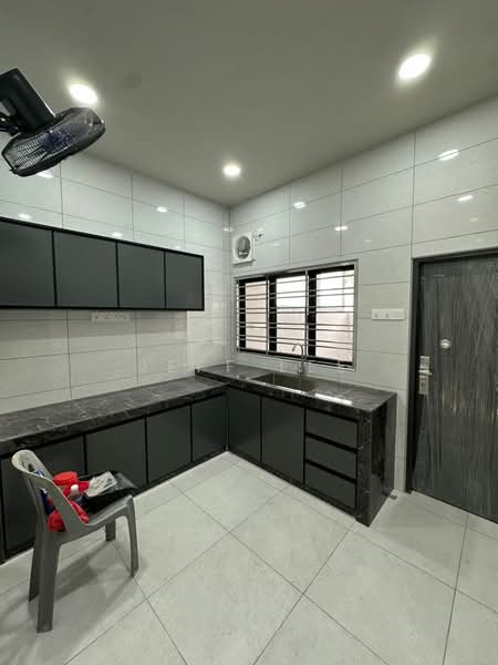 1-storey Terraced House for Rent in Johor Bahru (Johor) - Jeff Lee - Kitchen - PropertyGuru.com.my