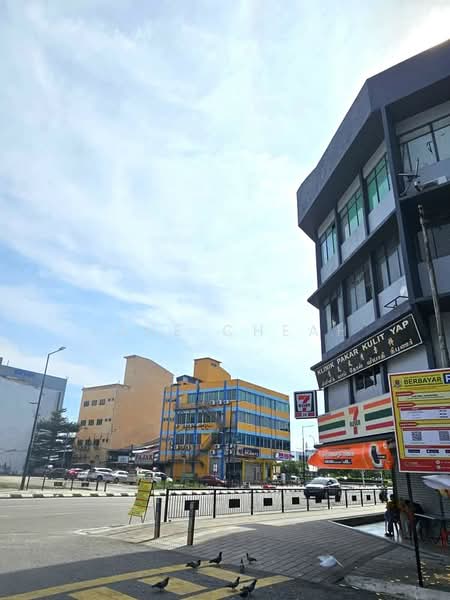 Shop for Rent in Klang (Selangor) - Jane Cheah - Exterior - PropertyGuru.com.my