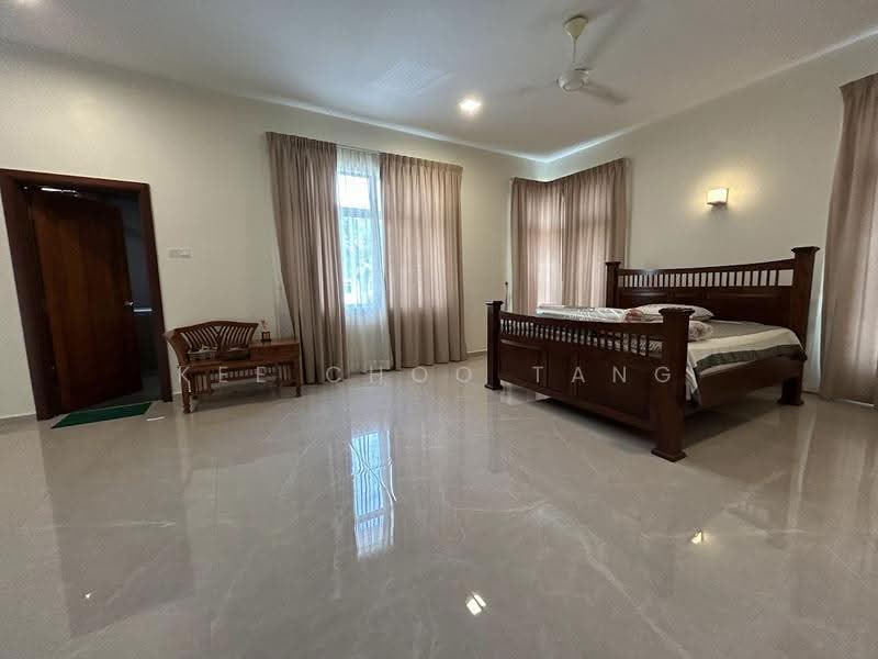 Rumah Berkembar untuk Dijual di Kota Kemuning (Shah Alam) - Anjoe Tang - Bedroom - PropertyGuru.com.my