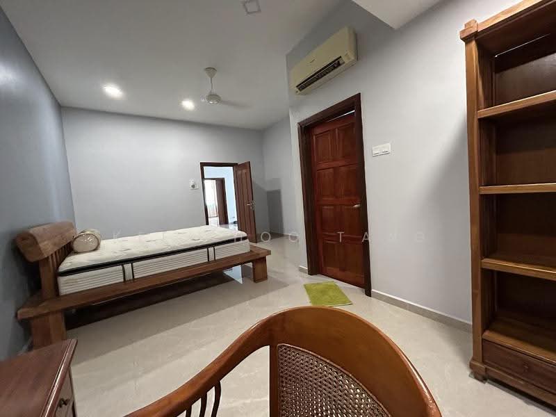 Rumah Berkembar untuk Dijual di Kota Kemuning (Shah Alam) - Anjoe Tang - Bedroom - PropertyGuru.com.my