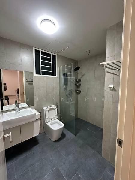 Service Residence for Sale at East Parc @ Manjalara - Johnny Pua - Bathroom - PropertyGuru.com.my