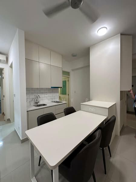 Service Residence for Sale at East Parc @ Manjalara - Johnny Pua - Kitchen - PropertyGuru.com.my