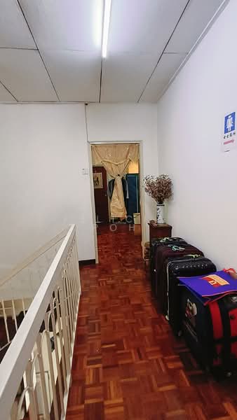 2-storey Terraced House for Sale in Damansara Jaya (Petaling Jaya) - Felicia Poh - Corridor - PropertyGuru.com.my