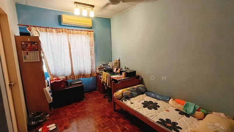 2-storey Terraced House for Sale in Damansara Jaya (Petaling Jaya) - Felicia Poh - Bedroom - PropertyGuru.com.my
