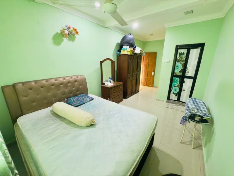 Taman Sri Nanding untuk Untuk Dijual - RM 315,000, Mac 2026 - Bedroom - PropertyGuru.com.my