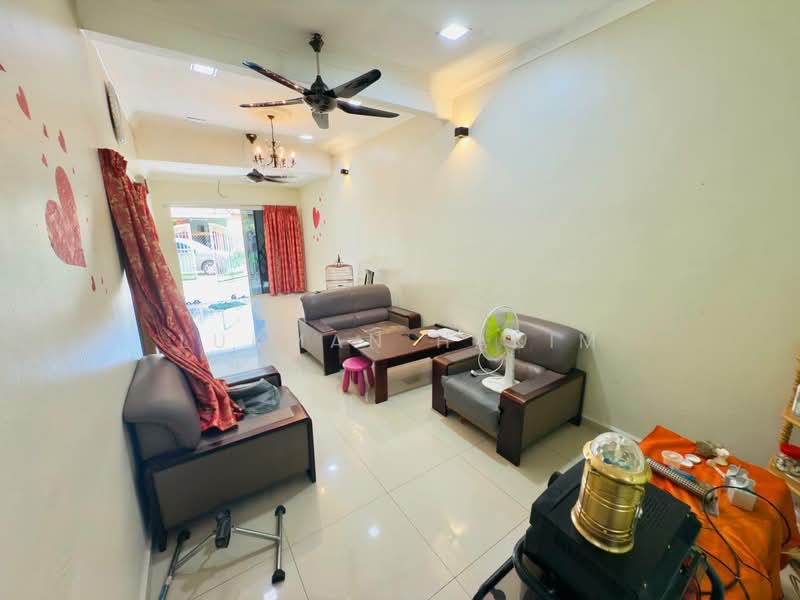 Taman Sri Nanding untuk Untuk Dijual - RM 315,000, Mac 2026 - Living Room - PropertyGuru.com.my