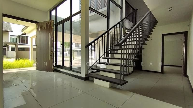 Semi-Detached House for Sale in Shah Alam (Selangor) - Kong Leong Cheah - Entrance - PropertyGuru.com.my