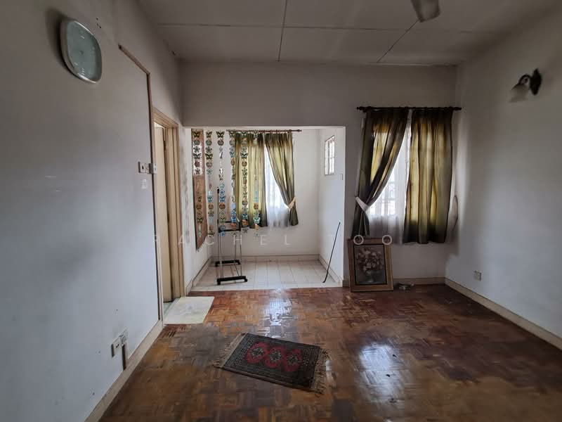 2-storey Terraced House for Sale in Usj 20 (Subang Jaya) - Rachel Too - Living Room - PropertyGuru.com.my