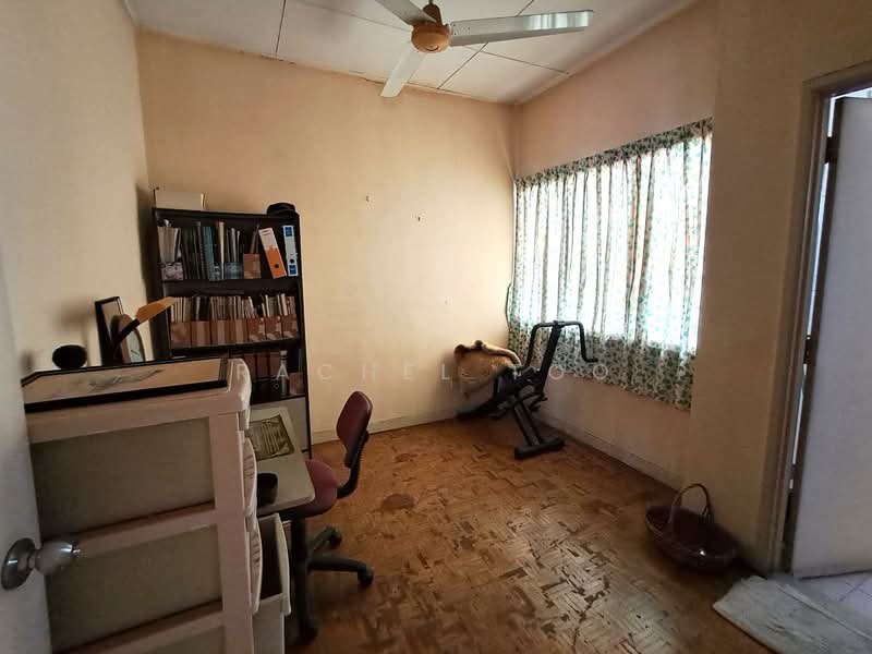 2-storey Terraced House for Sale in Usj 20 (Subang Jaya) - Rachel Too - Study - PropertyGuru.com.my