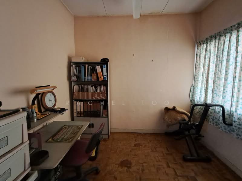2-storey Terraced House for Sale in Usj 20 (Subang Jaya) - Rachel Too - Study - PropertyGuru.com.my