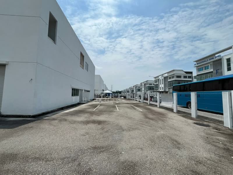 Factory for Rent in Batu Kawan (Penang) - Thang Wu - Exterior - PropertyGuru.com.my