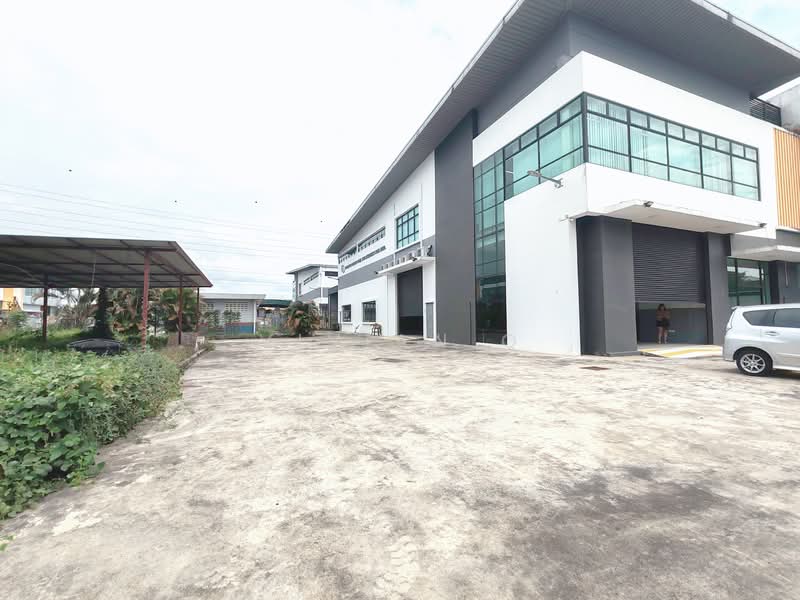 Factory for Rent in Gelang Patah (Johor) - Vivian Q - Exterior - PropertyGuru.com.my