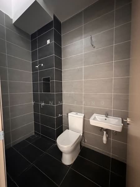 2-storey Terraced House for Sale in Taman Seri Austin (Tebrau) - Yunn Fang - Bathroom - PropertyGuru.com.my