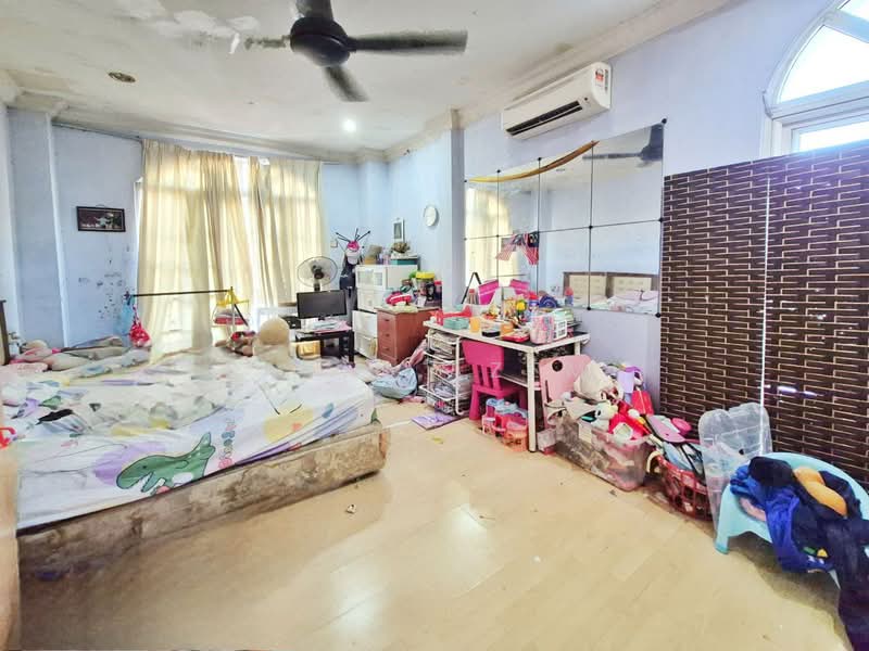 Semi-Detached House for Sale in Taman Tun Dr Ismail (Kuala Lumpur) - Fatin Azemi - Bedroom - PropertyGuru.com.my