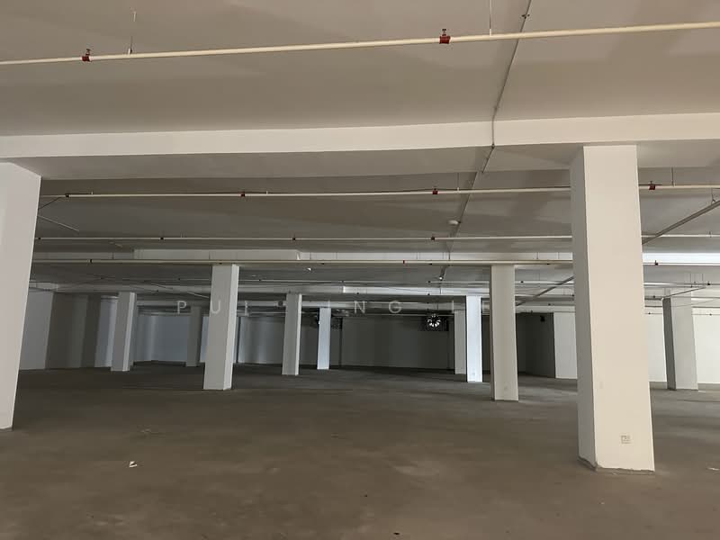 10,000sf Shop Office@ Emporis Retail Mall, Kota Damansara, PJ untuk Untuk Disewa - RM 25,000 /bulan, Mac 2026 - Car Park - PropertyGuru.com.my