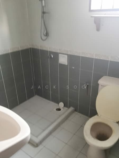 Bukit Rahman Putra untuk Untuk Disewa - RM 1,700 /bulan, Mac 2026 - Bathroom - PropertyGuru.com.my