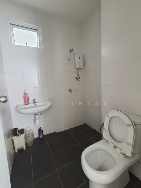 Summer Place untuk Untuk Disewa - RM 2,300 /bulan, Mac 2026 - Bathroom - PropertyGuru.com.my