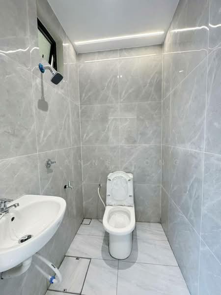 2-storey Terraced House for Sale in Ulu Tiram (Johor) - Joanne Yong - Bathroom - PropertyGuru.com.my